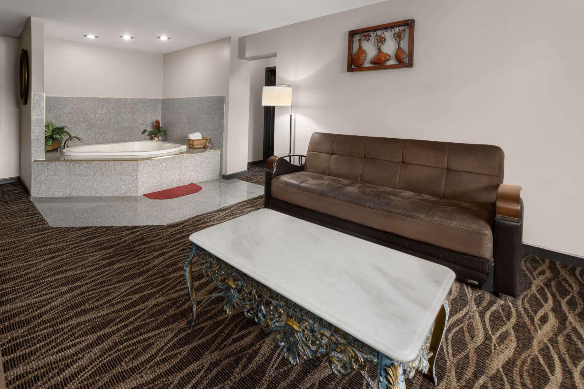 Days Inn By Wyndham Wurtsboro Bagian luar foto